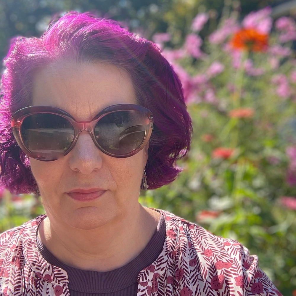 Meet your Posher, Helena